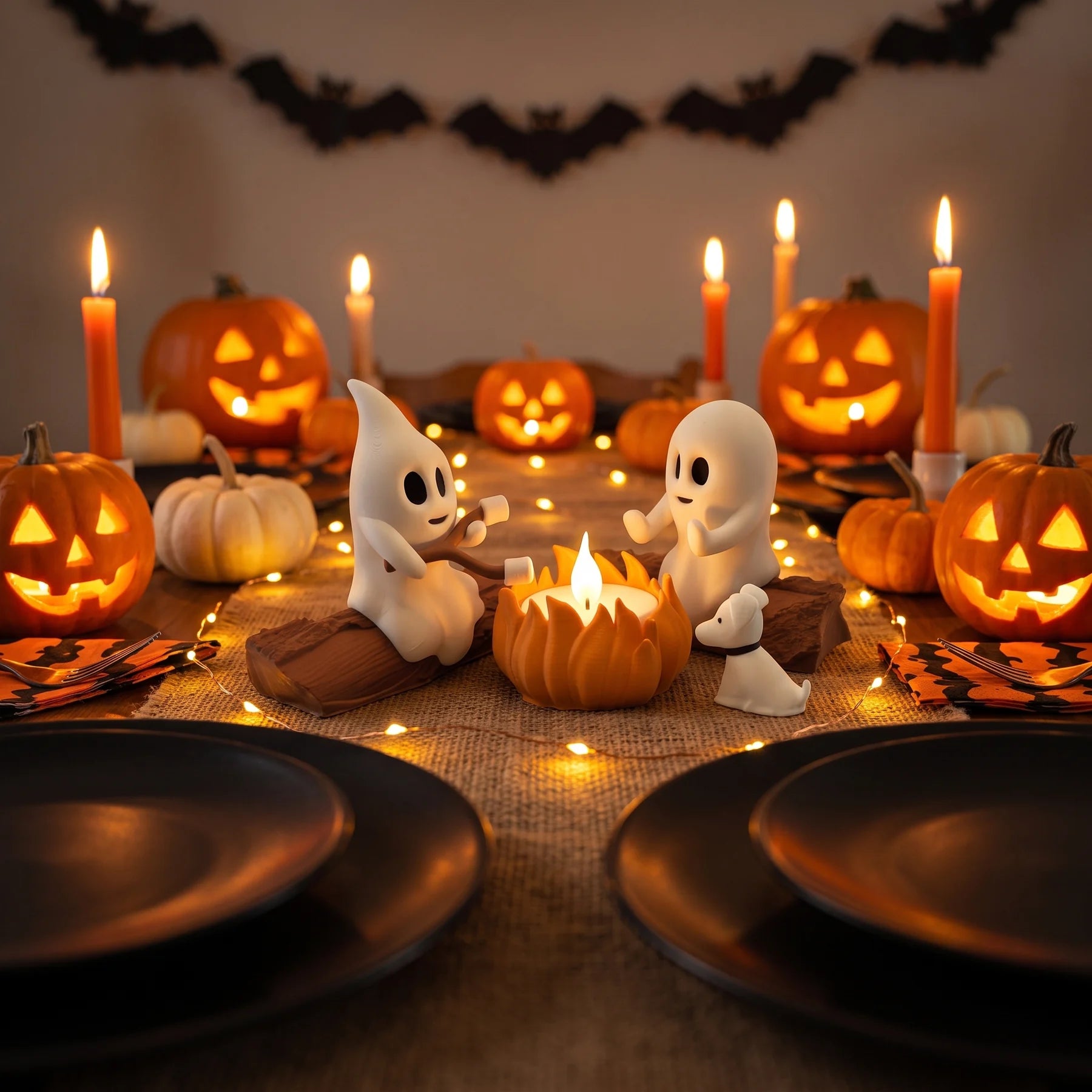 Ghost Campfire auf Halloween Tisch